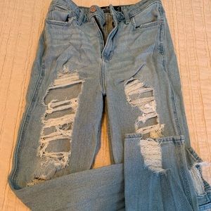 Hollister Ripped Mom Jean